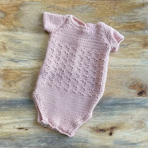 Pelele Federica rosa empolvado manga corta