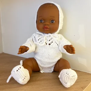 Muñeca Pocholita pelele blanco