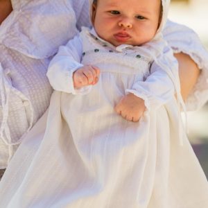 Faldón bordado + cubre + capota verde