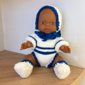 Muñeca Pocholita blanco y azul