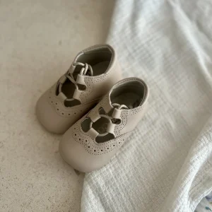 Inglesitos Nicolás piel beige