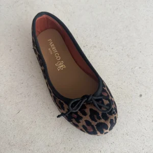 Bailarina Julia Leopardo